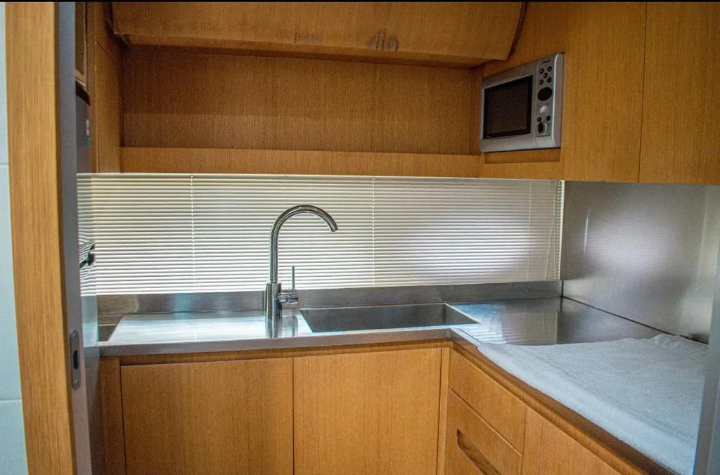Pershing 63, foto 12