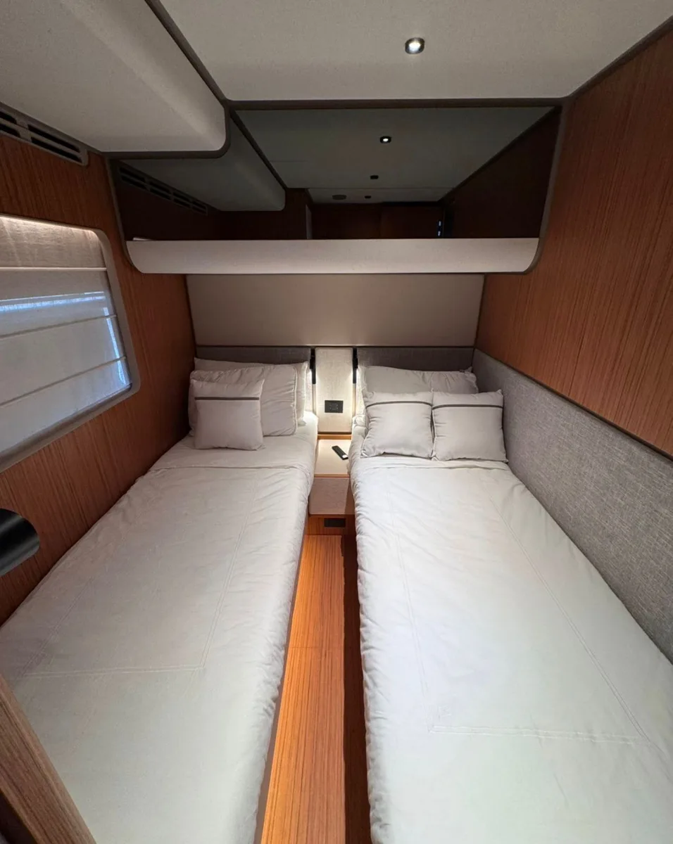 Ferretti 70, foto 4
