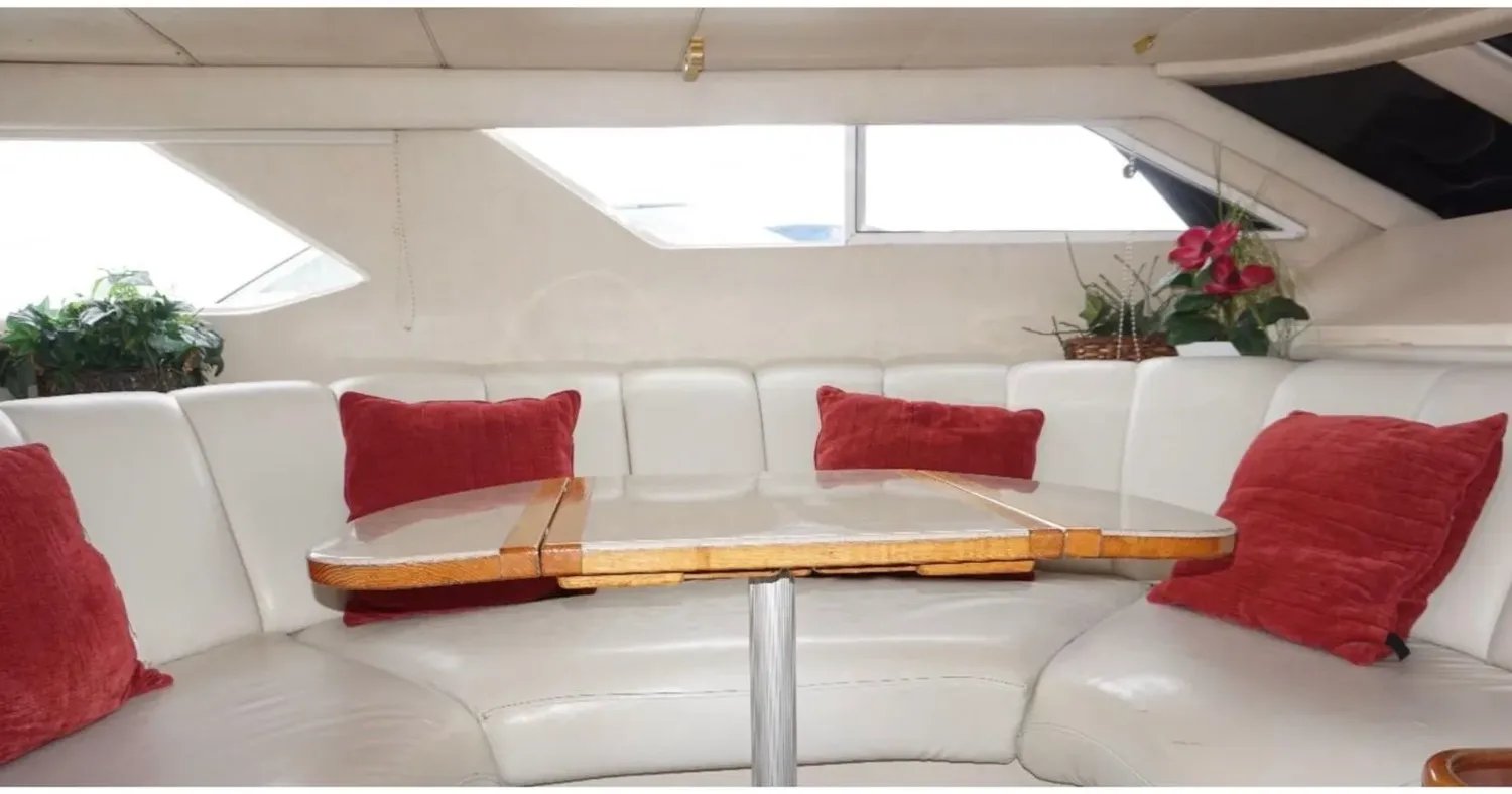 Sea Ray 46 Flybridge, foto 15