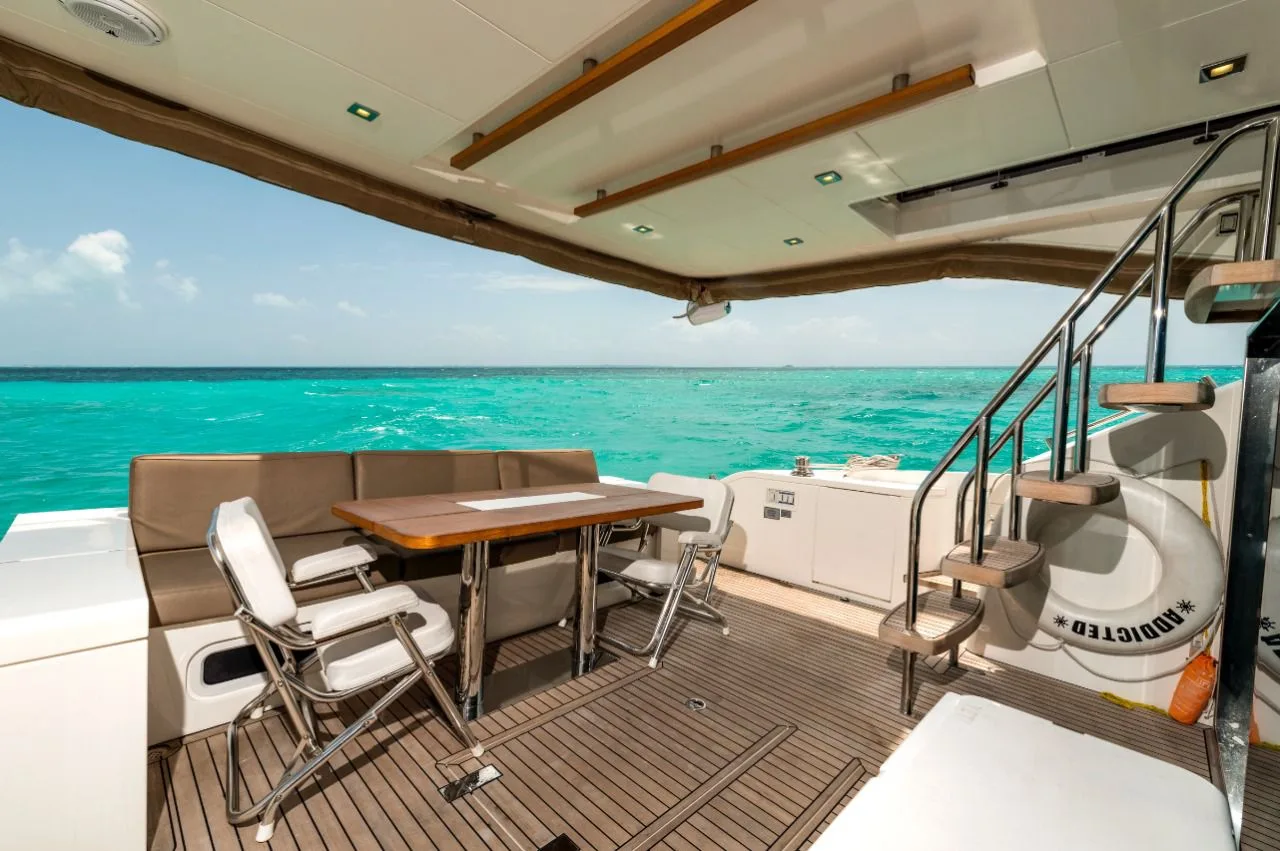 Fairline 70 Flybridge, foto 13