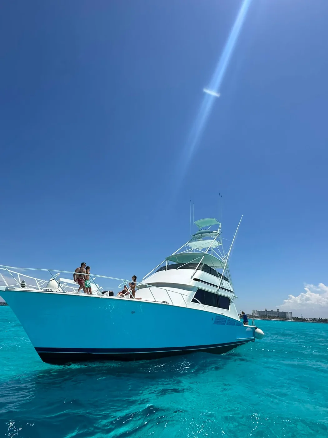 Hatteras 60, foto 3