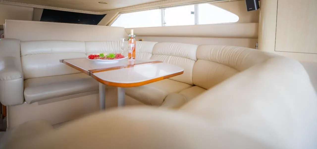 Sea Ray 46 Flybridge, foto 13