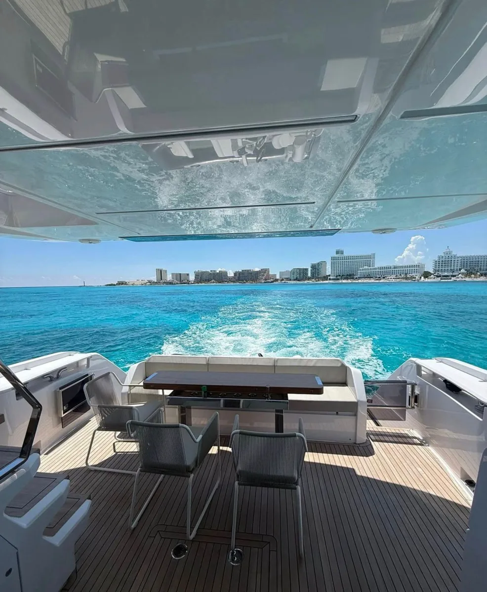 Ferretti 70, foto 9