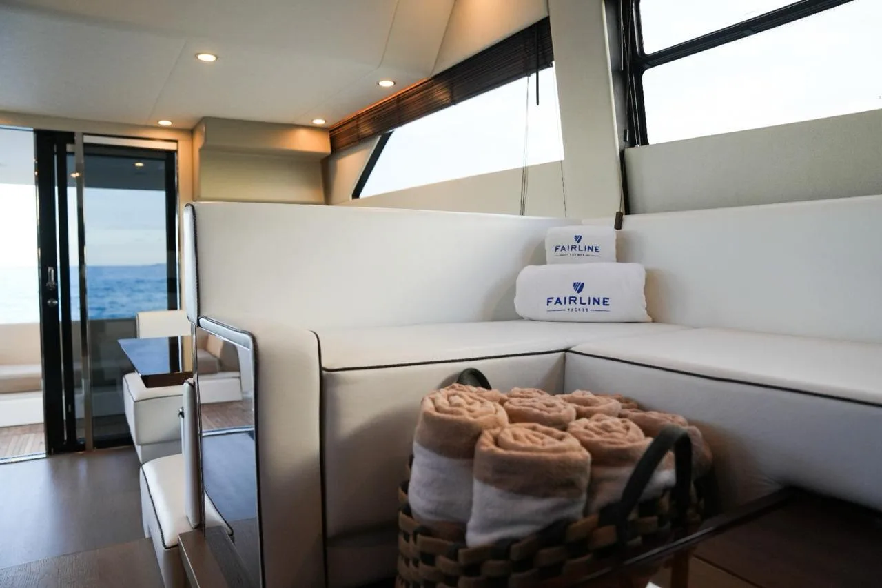Fairline Squadron 50, foto 2