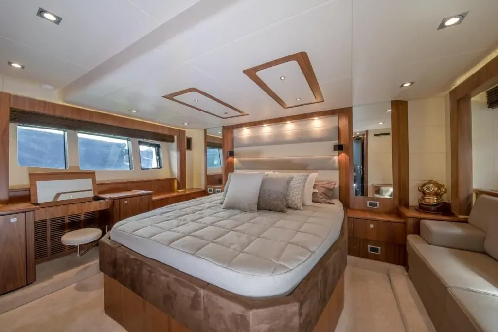 Azimut 85, foto 6