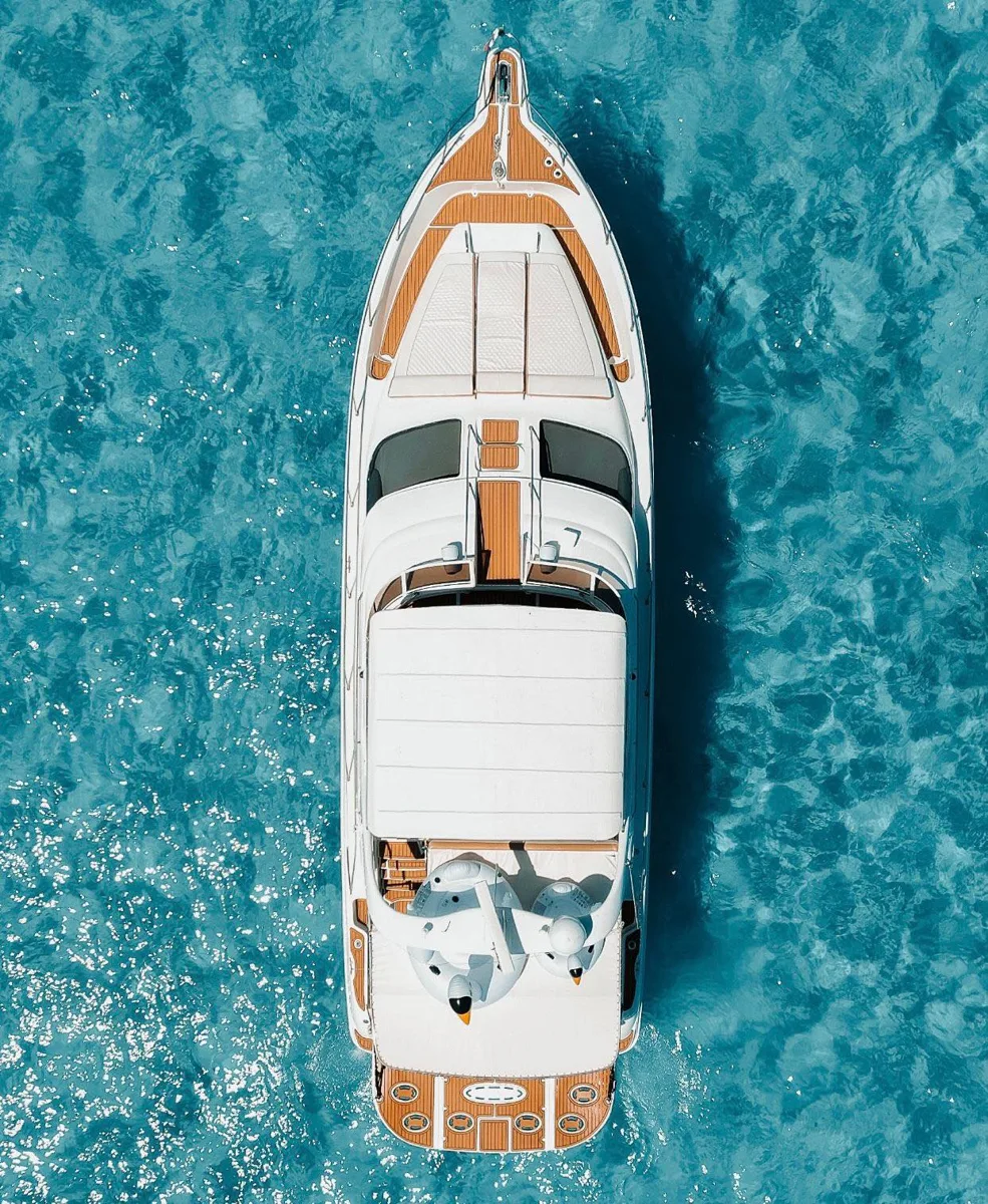 Sea Ray 50 Flybridge de nuestra flota