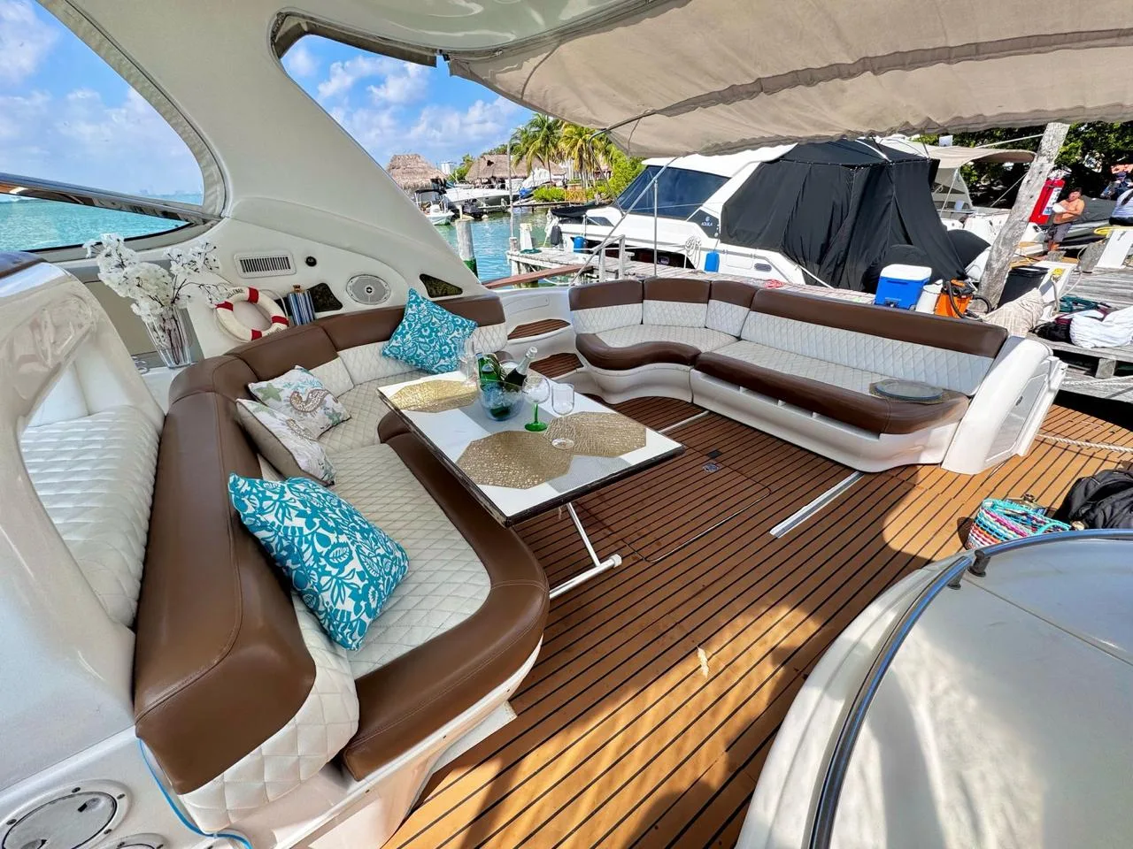Sea Ray Sundancer 60 de nuestra flota