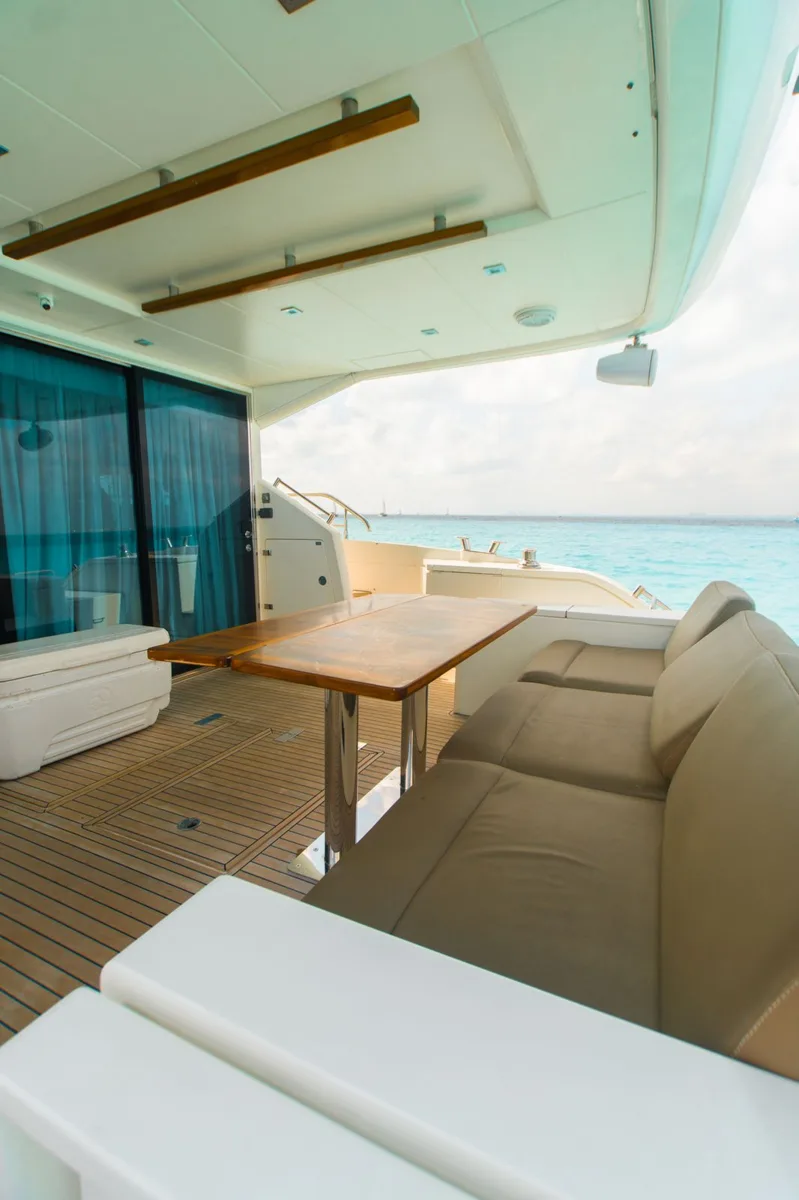 Fairline 70 Flybridge, foto 12