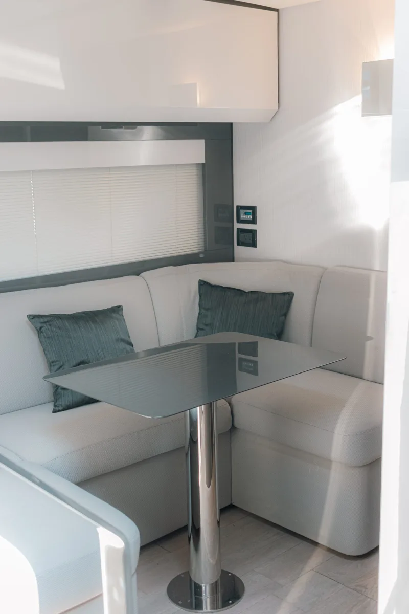Pershing 56, foto 12
