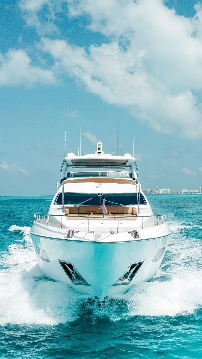 Azimut 100, foto 4