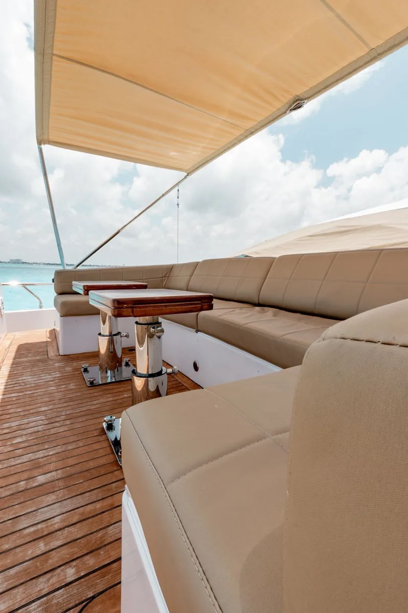 Azimut 100, foto 19