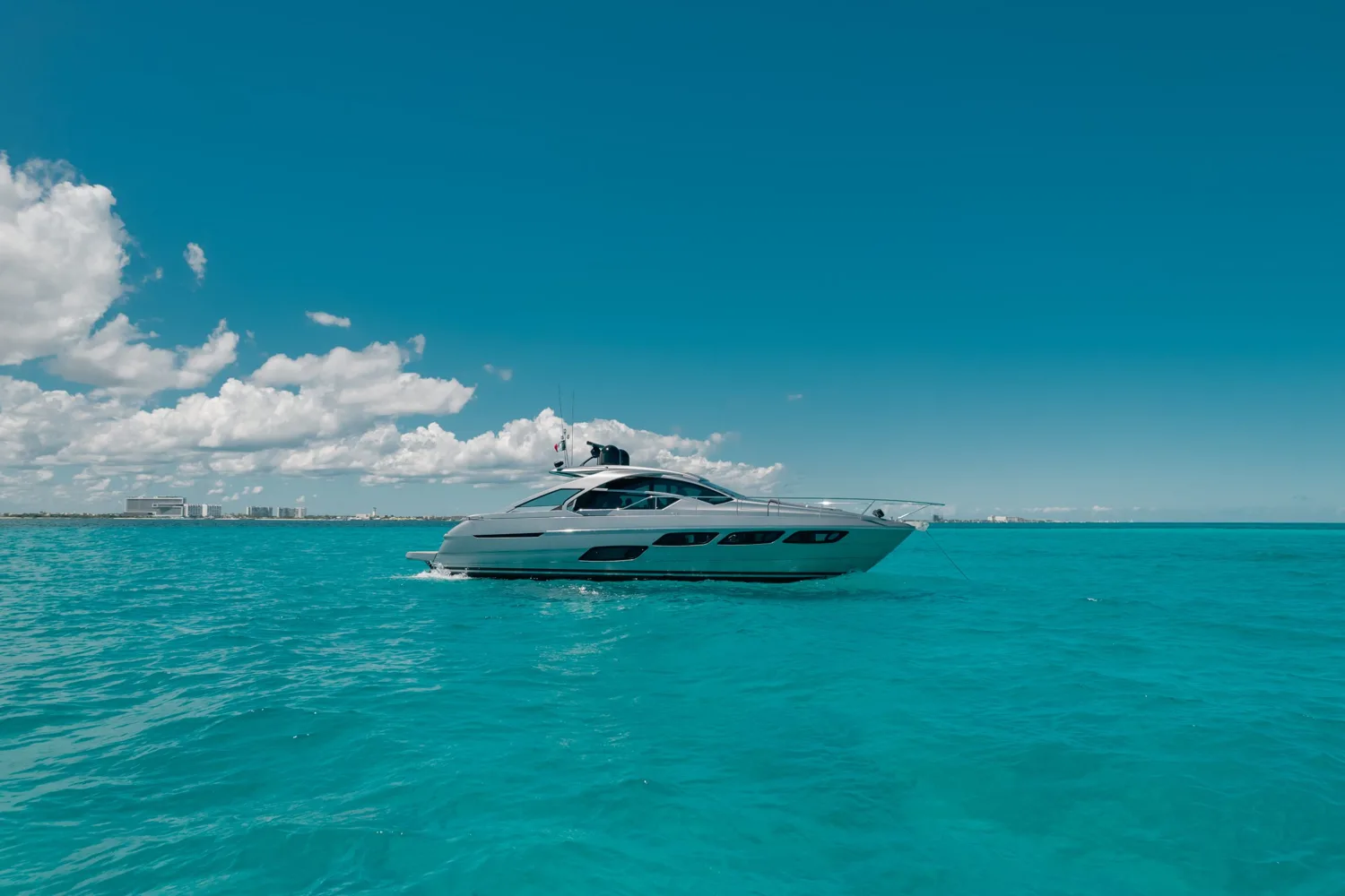 Pershing 56, foto 14
