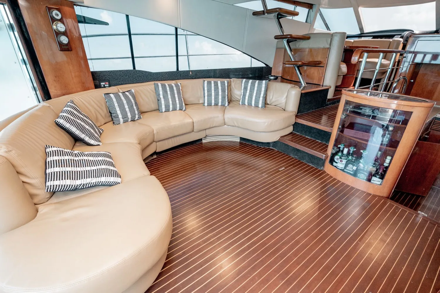 Fairline 70, foto 9
