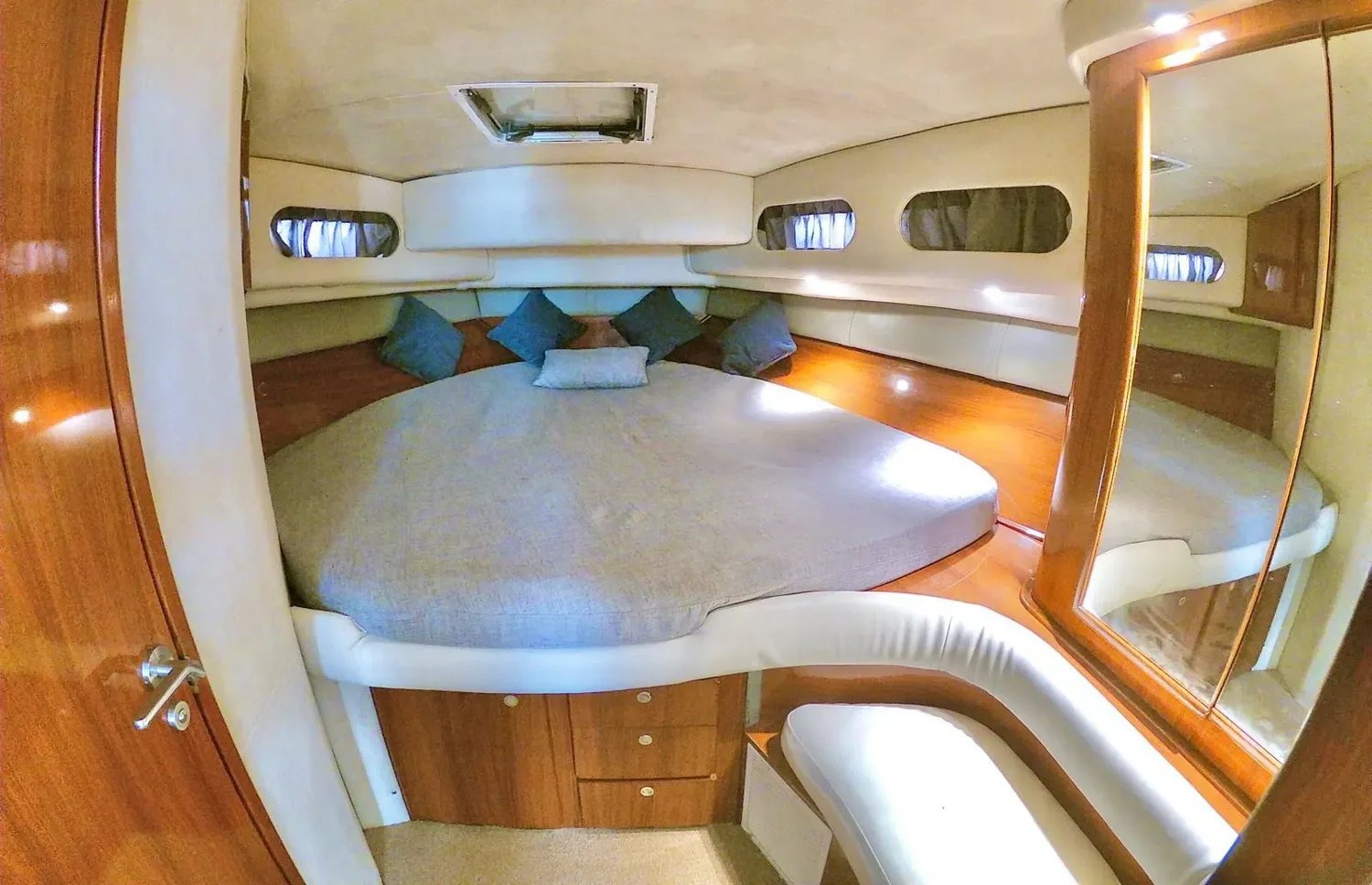 Sea Ray 46 Flybridge, foto 14