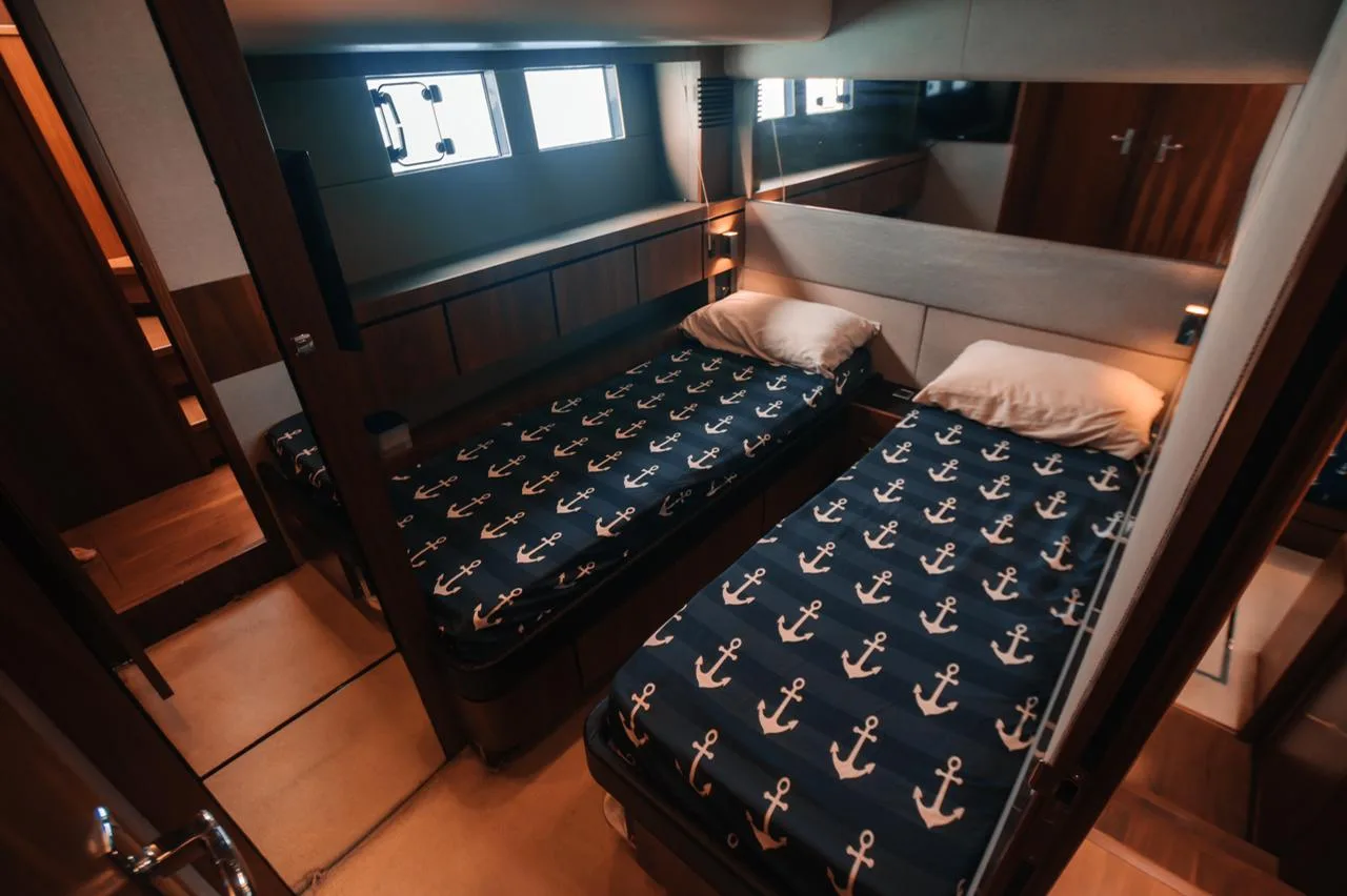 Fairline 70 Flybridge, foto 11