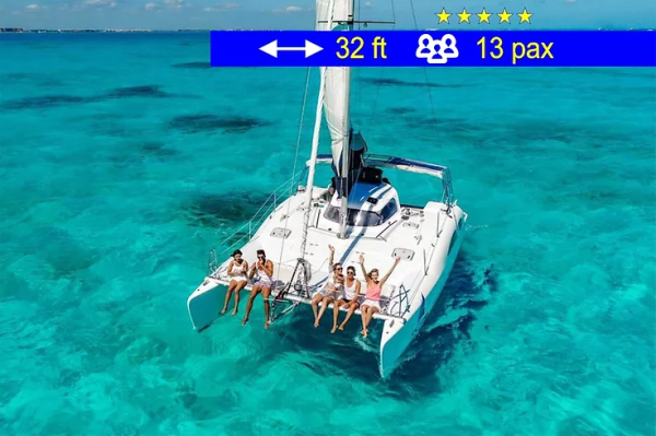 24.Catamaran for Small Groups Cancun 32 ft / 13 pax