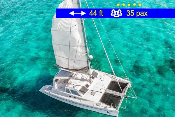20.Catamaran Tours Explorer Cancun 44 ft / 35 pax