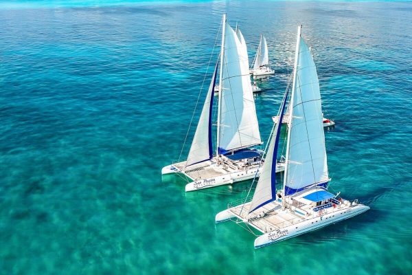 27.Catamaran Mega Tours Cancún 75 ft / 100 pax - Image 3