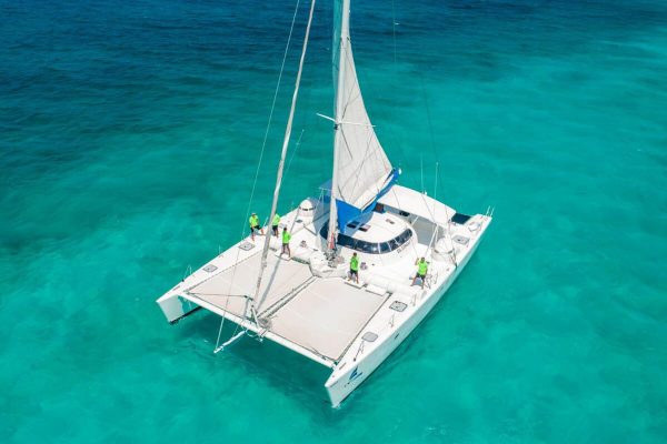 12.Catamaran Tours Gran Grupo Cancun 68 ft / 53 pax - Image 2