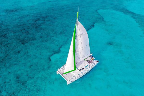 15.Catamaran Tours Groups Cancun 55 ft / 55 pax - Image 3