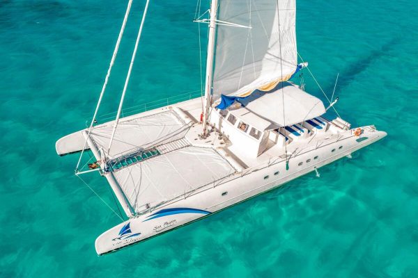 13.Catamaran Tours Large Group 75 ft / 80 pax - Image 3