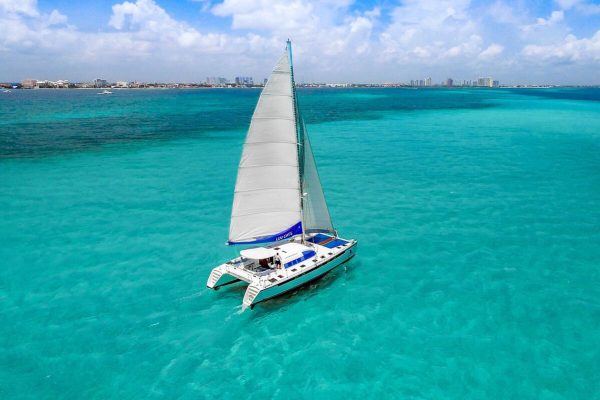 16.Cancun Tourism Catamaran 53 ft / 55 pax - Image 4