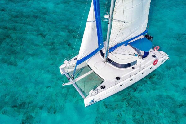 22.Catamaran Group Tours II Cancun 43 ft / 35 pax - Image 2