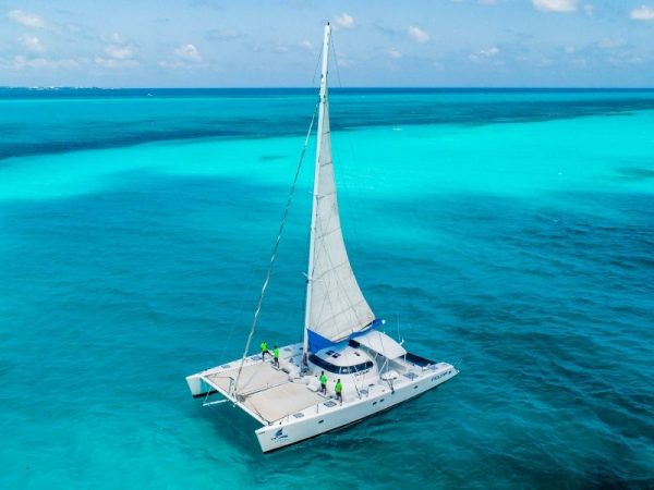 12.Catamaran Tours Gran Grupo Cancun 68 ft / 53 pax - Image 5