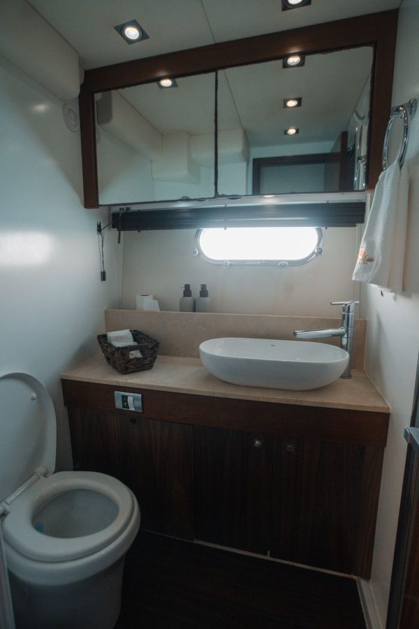31.SUNSEEKER 64FT - Image 3