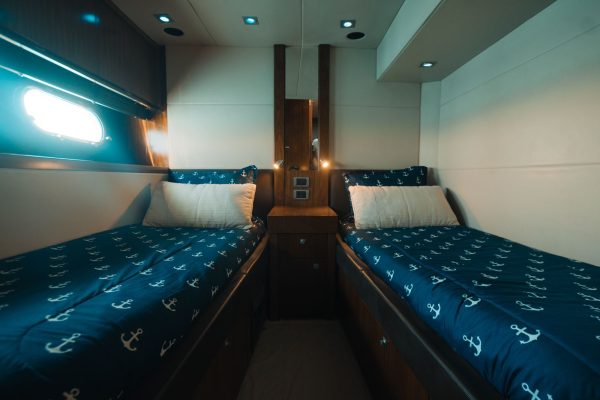 31.SUNSEEKER 64FT - Image 4