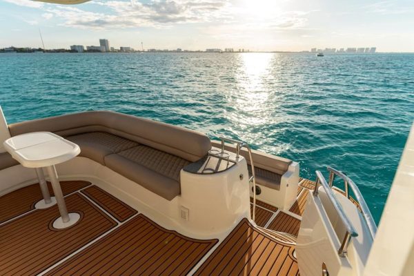 25. MERIDIAN 50FT - Image 11