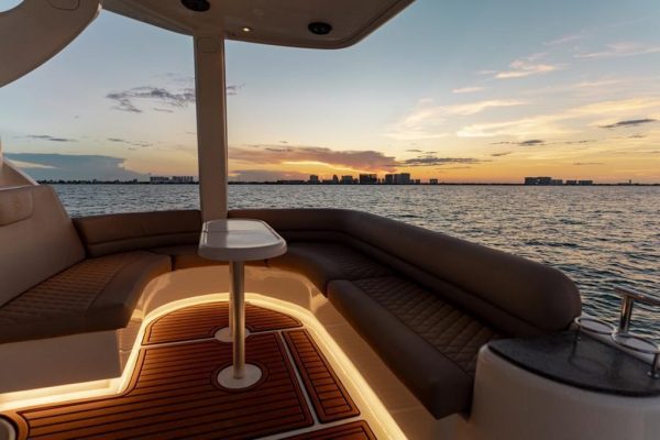 25. MERIDIAN 50FT - Image 20