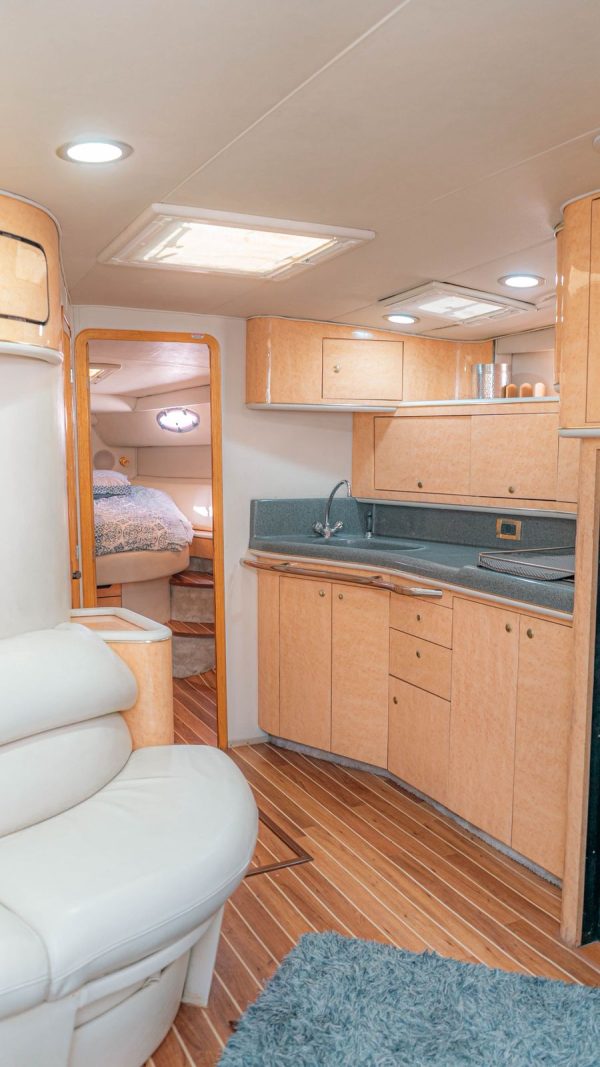 38.SEARAY 50FT - Image 9