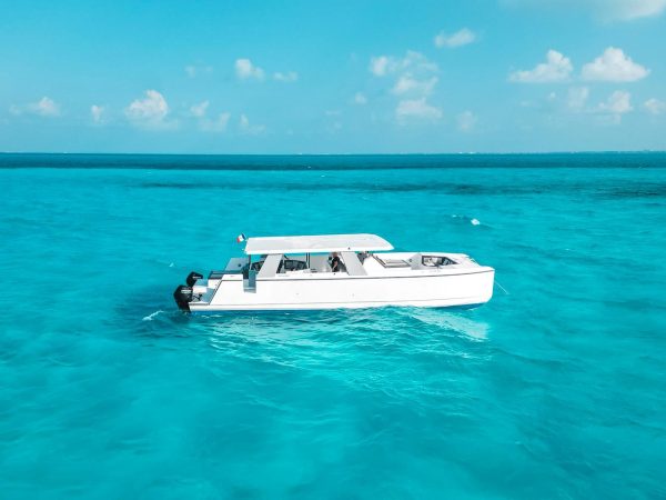 42.Luxury catamaran 51FT - Image 9
